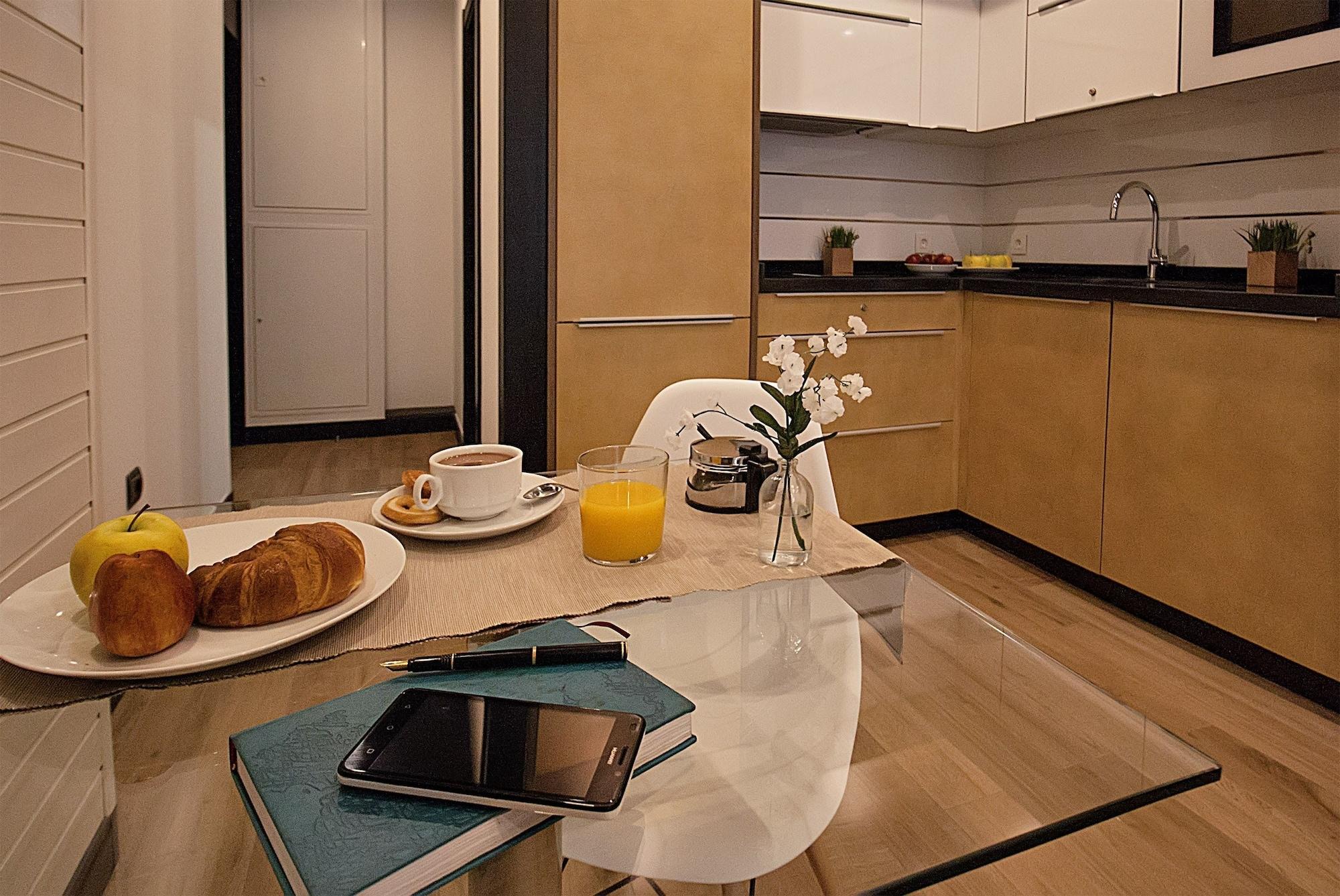 Apartamentos Suites Oficentro Deluxe Málaga Dış mekan fotoğraf